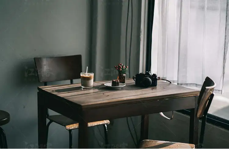 LR预设静谧美食咖啡馆暗冷调静物lightroom/PR/达芬奇/PS调色滤镜